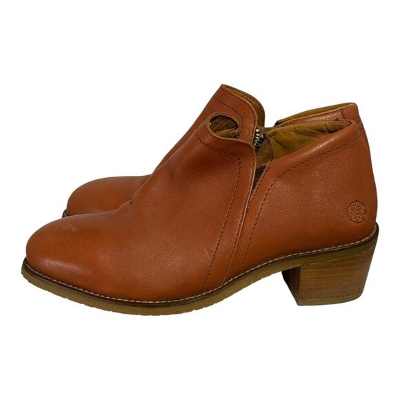 Xena By Nisolo Leather Heeled Booties Women's 10.5 Cognac Brown Chelsea Boots - Picture 3 of 7